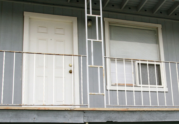 FBI Agent: Hasan apartment 'nearly empty'